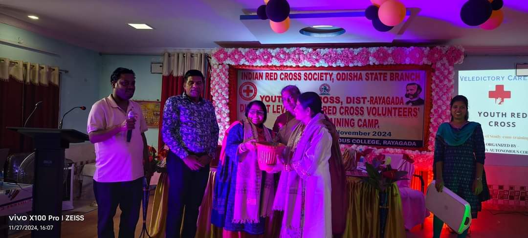 Rayagada Sub Collector Felicitates Sarswati Ray for Outstanding Yoga Contributions